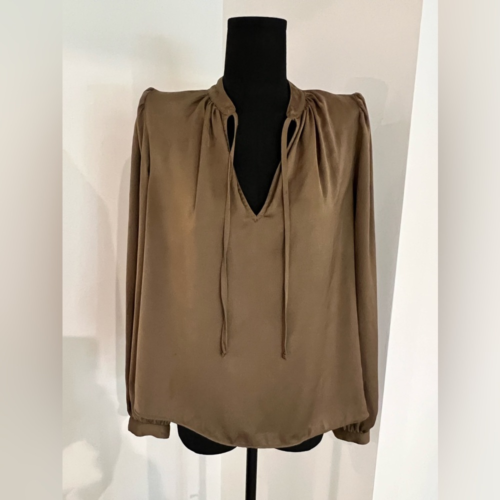 Women’s - GAP blouse